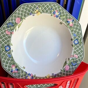 Mikasa Gallery DV005 Spring Trellis Vegetable Serving Bowl 10” x 2 1/2” Deep